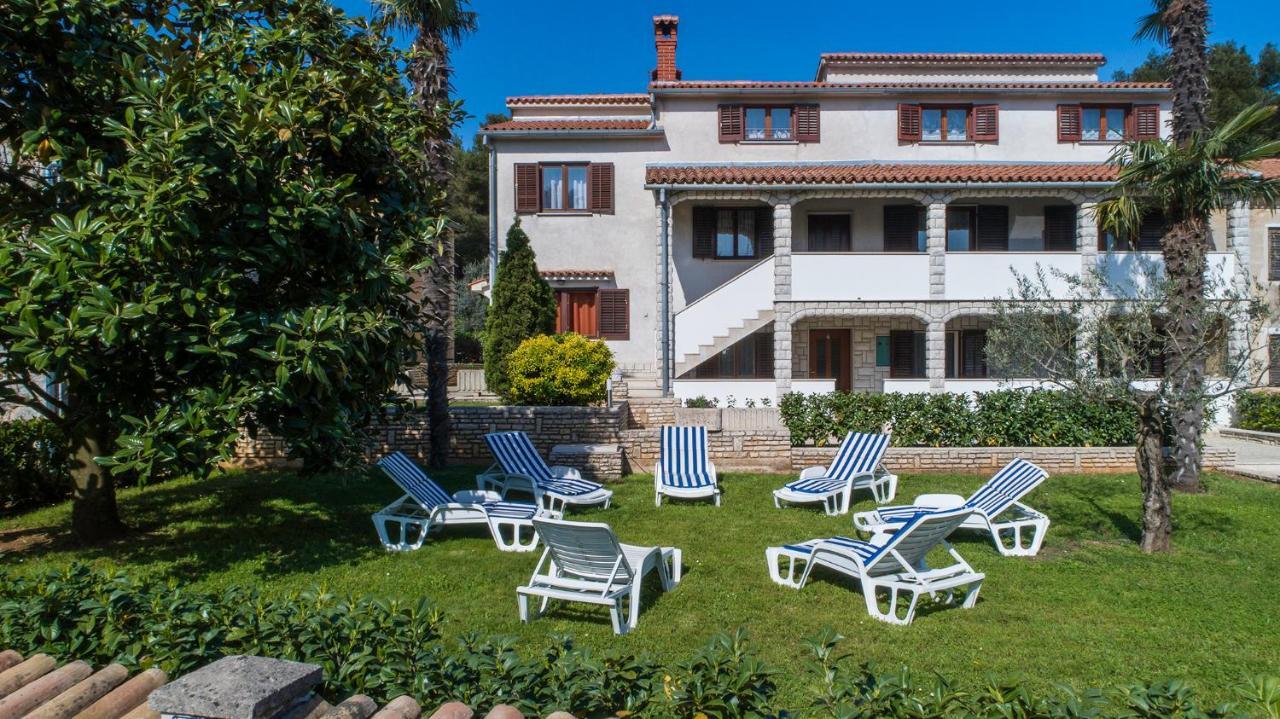 Apartments Rita Poreč Exteriör bild